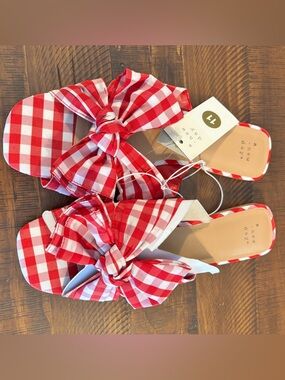NWT - a new day Red and White Gingham Bow Slide Sandals